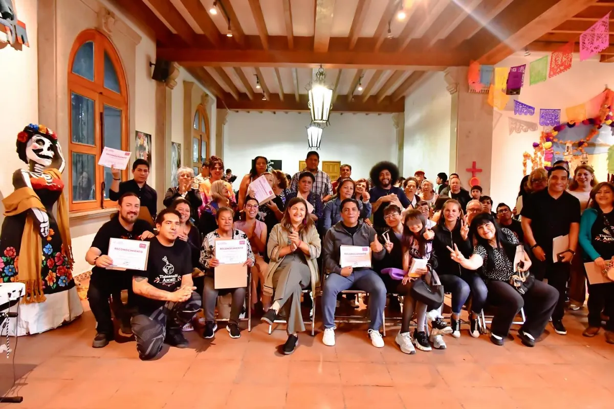 Participantes del concurso de ofrendas del Festival Tlalmanalli Azcatl